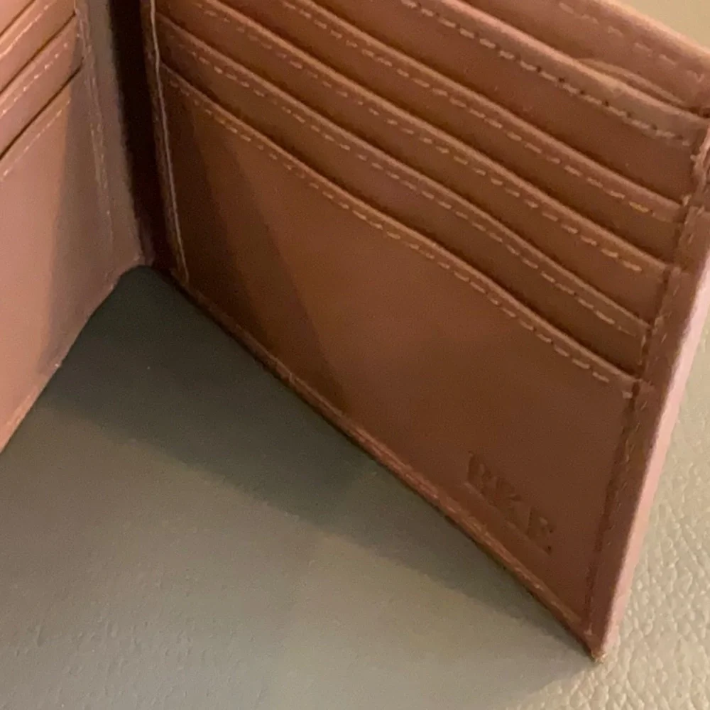 Buckle Flag Leather Wallet